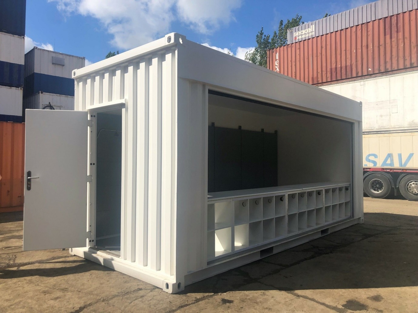 Small space, big ideas: maximising a 20ft container